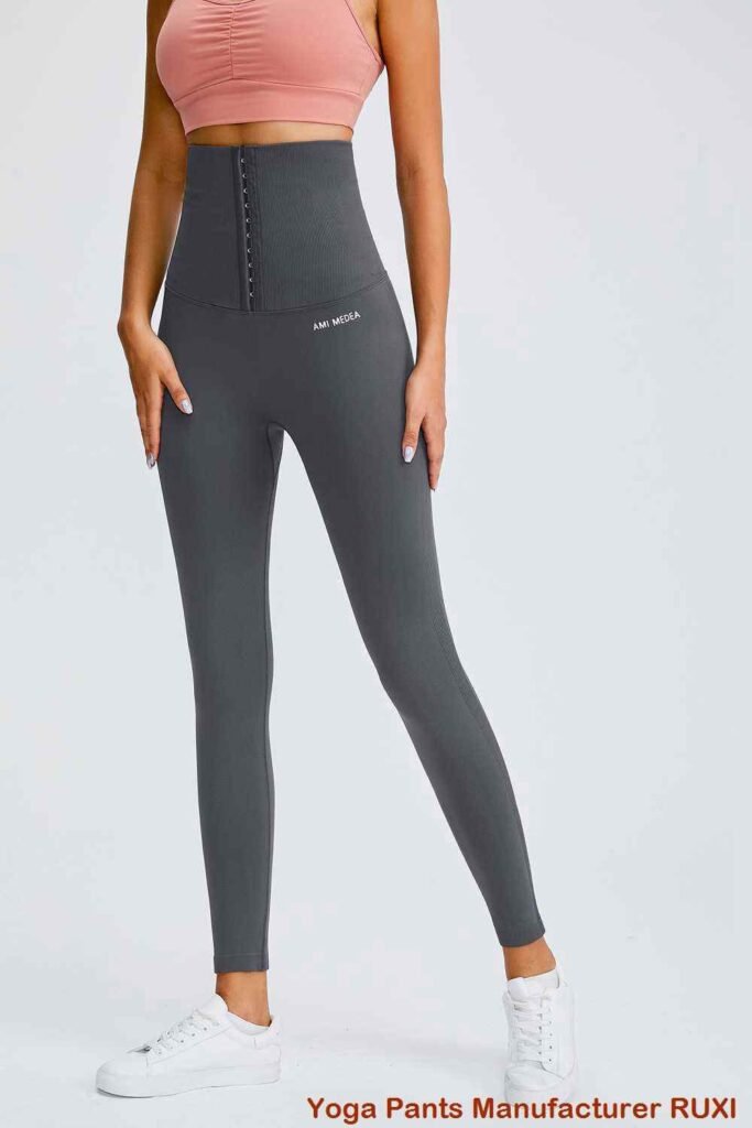 گلابی یوگا شارٹس RUXI bj641